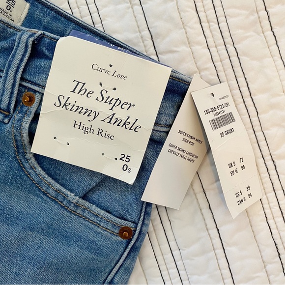 NWT Abercrombie & Fitch Super Skinny Ankle High Rise Distressed Jeans 25 Short - Picture 4 of 7